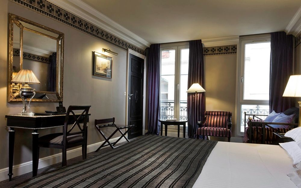 Hotel D'estrées 4*